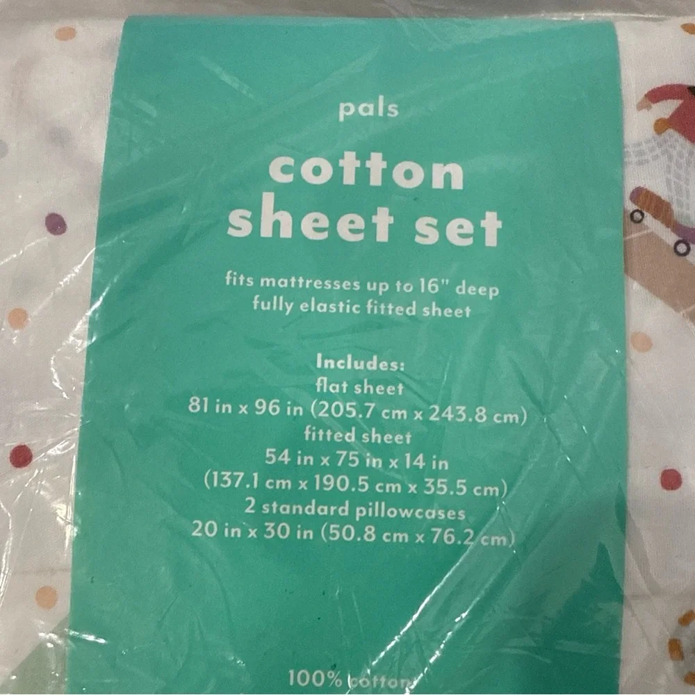 Pillowfort Cotton Sheet Set - White with Multicolor Dots and Bears